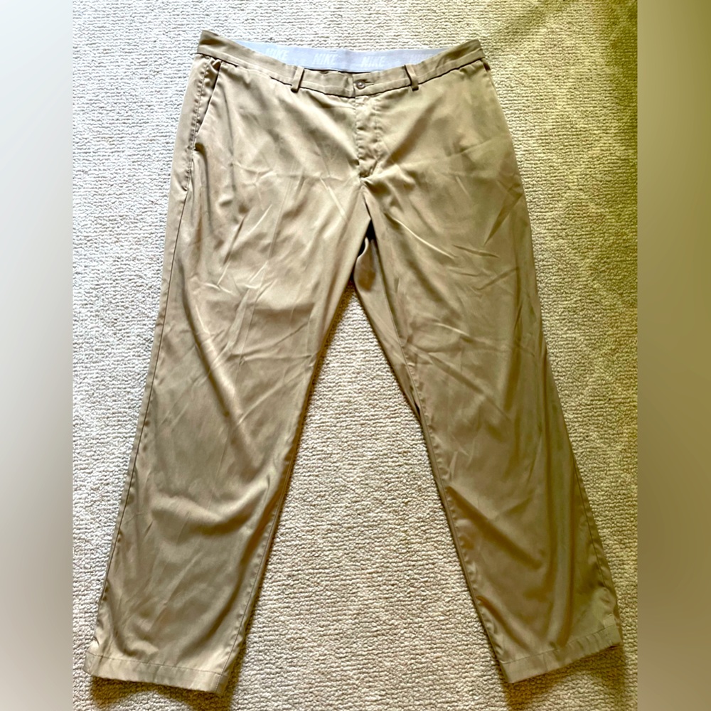 Nike Golf Dri-Fit Khaki Pants 38 x 30